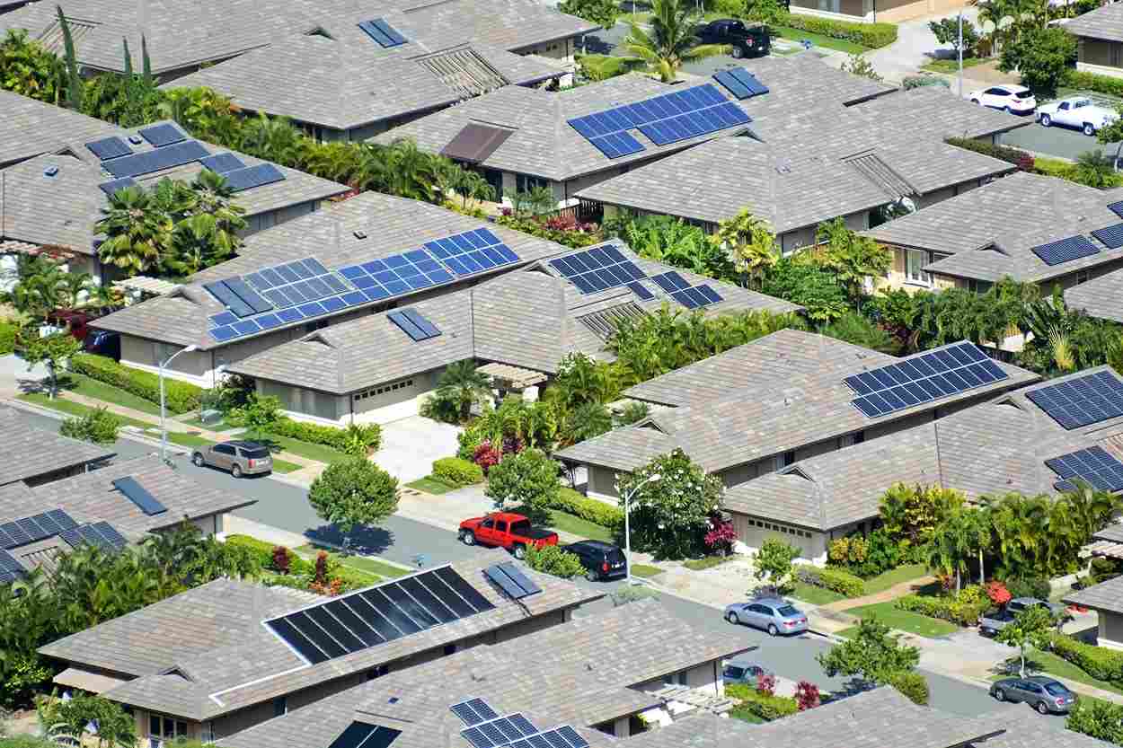 panele fotowoltaiczne na dachu na osiedlu!